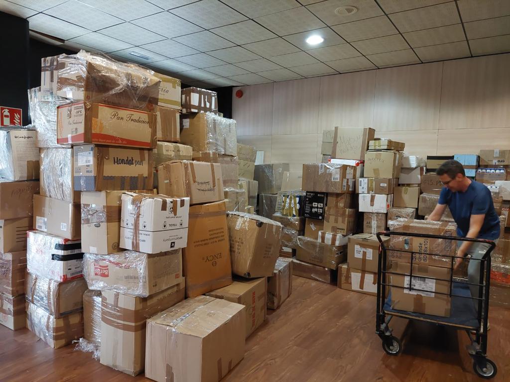 Marbella realiza un segundo envío de más de 5.000 kilos de ayuda humanitaria para el pueblo ucraniano